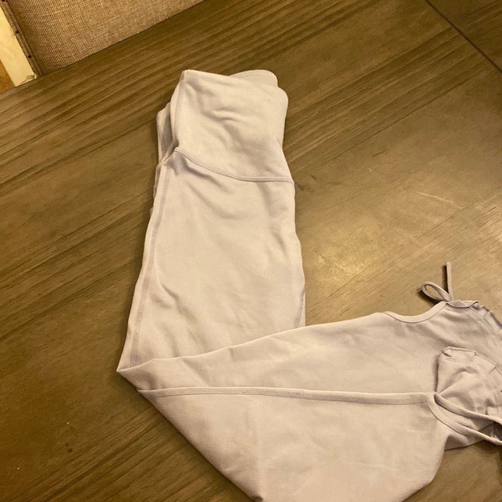 Gray athletic leggings